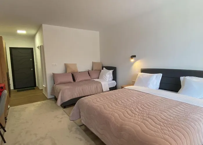 Sugarfame- Guest house Sarnitsa